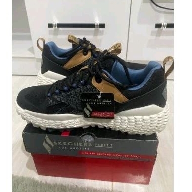 Sepatu Skechers Monster Black