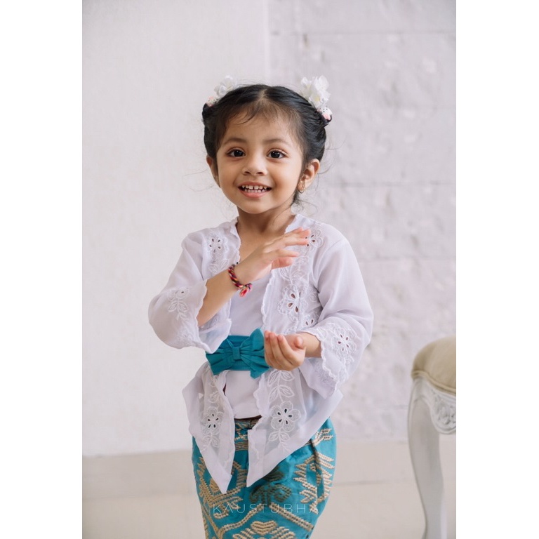 KODE W59J One Set Kebaya Bordir Modern Jadi untuk Anak Bayi Perempuan Kecil Bali Motif Terbaru Model