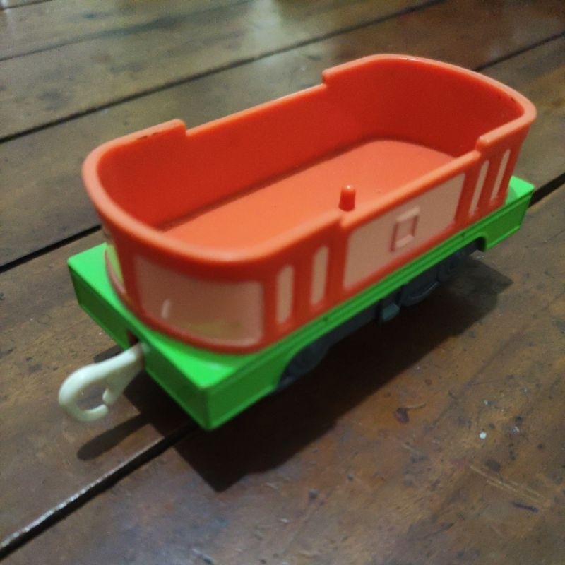 Takara Tomy Plarail Gerbong Chuggington #1 Mainan Kereta Api