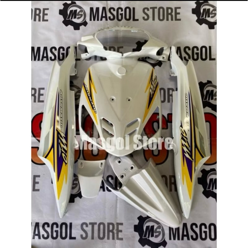 Cover Full body halus Yamaha Mio sporty Putih Glossy Plus Striping Stiker