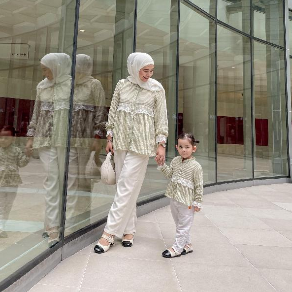 Kalsandfrey Cassia Blouse Salur Atasan Couple Mom And Kids Kembar Premium