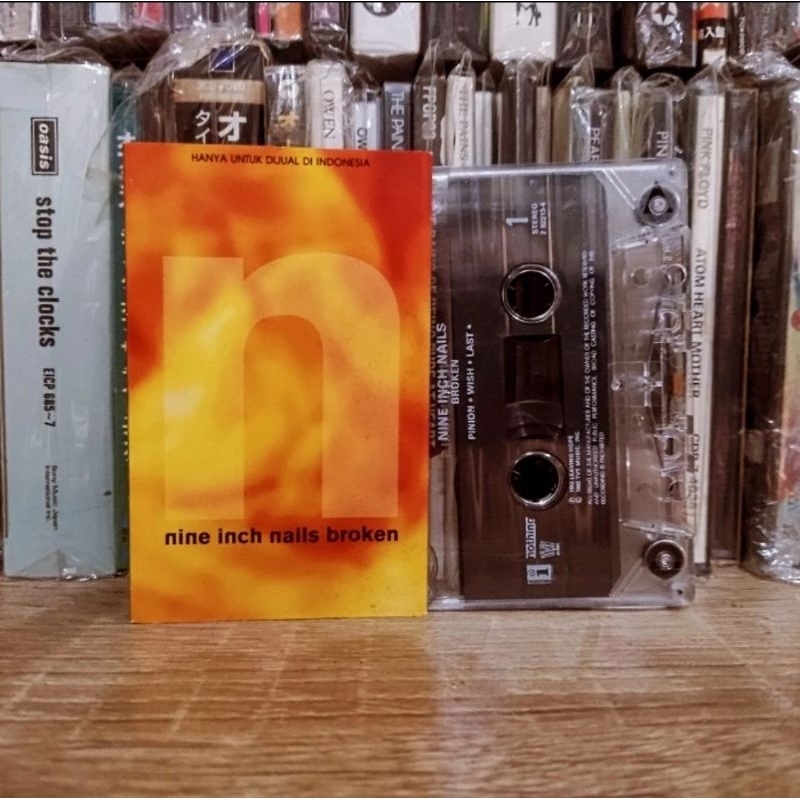 KASET PITA ORI Nine Inch Nails - Broken