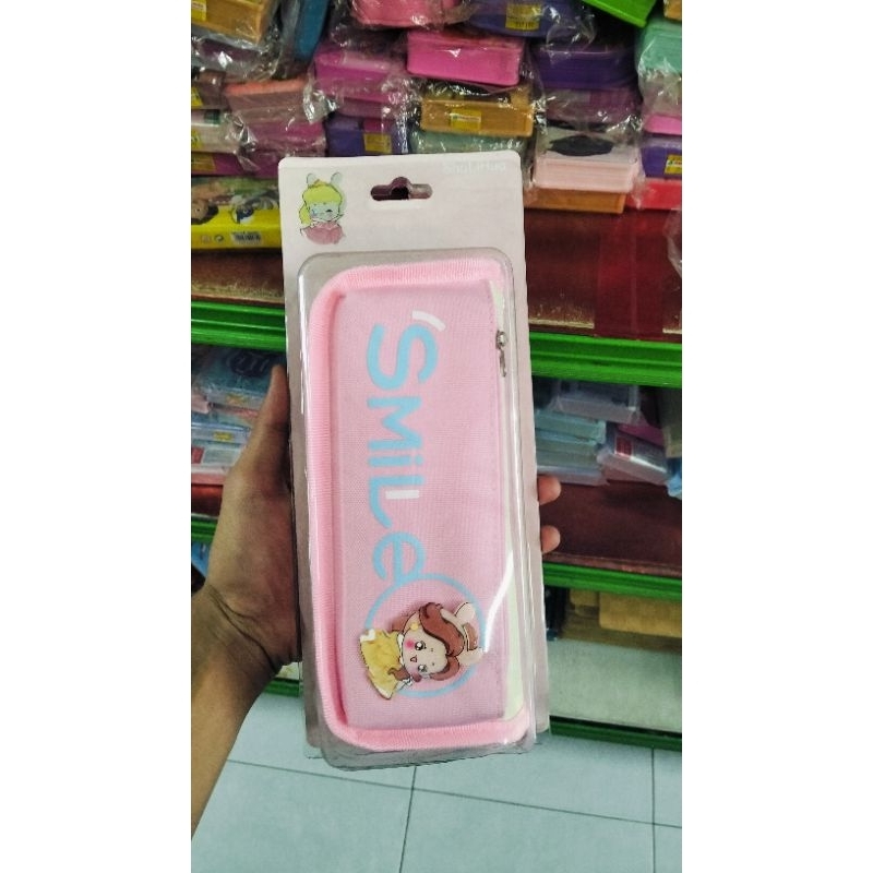 

TEMPAT ALAT TULIS SMILE