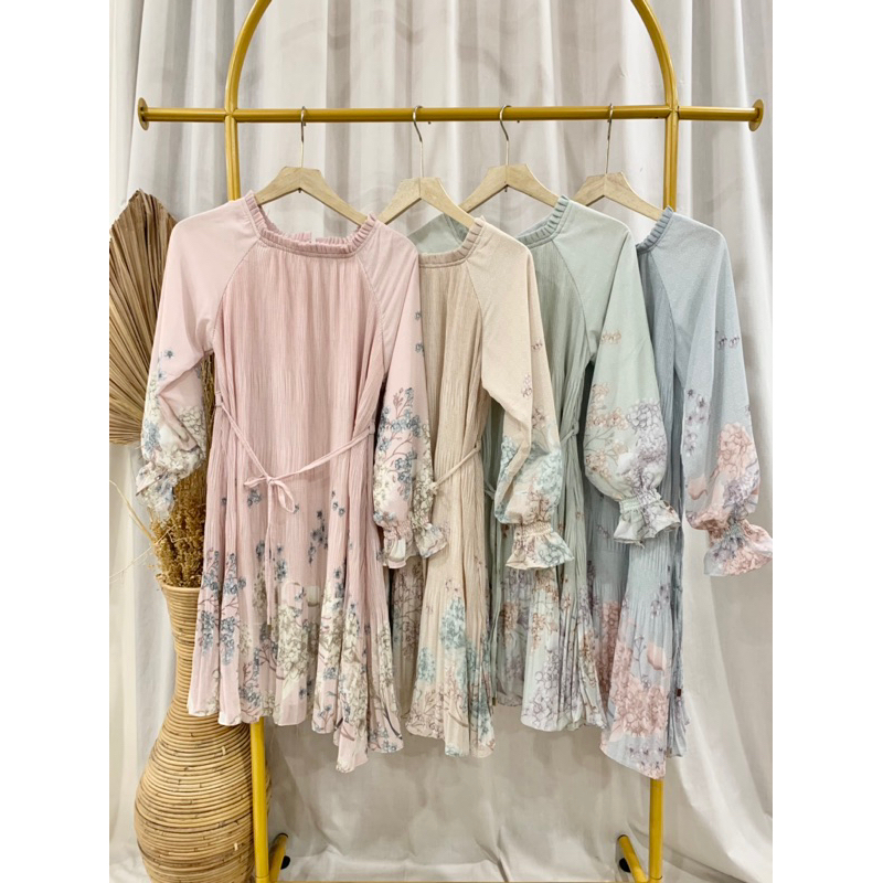 Tunik Bunga Tali Wanita