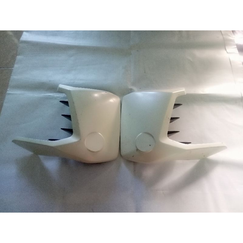 Cover Body Sayap Tangki Yamaha Scorpio Z New Original Seken Copotan