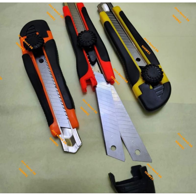 

Pisau Cutter Besar Putar + Refill / Pisau Cutter Popeye