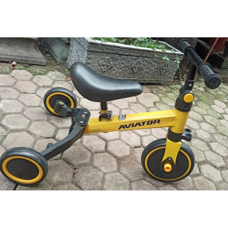 Preloved sepeda anak Aviator roda 3 kuning