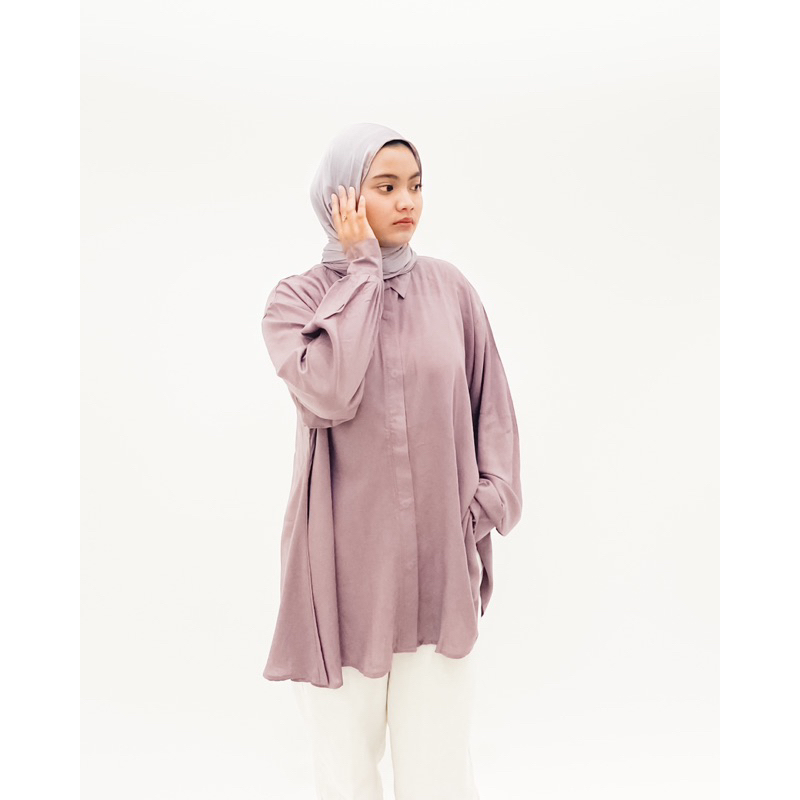 SANRE Flowy Blouse in Lilac/ Oversize Blouse / Kemeja Wanita Lengan panjang Warna Ungu