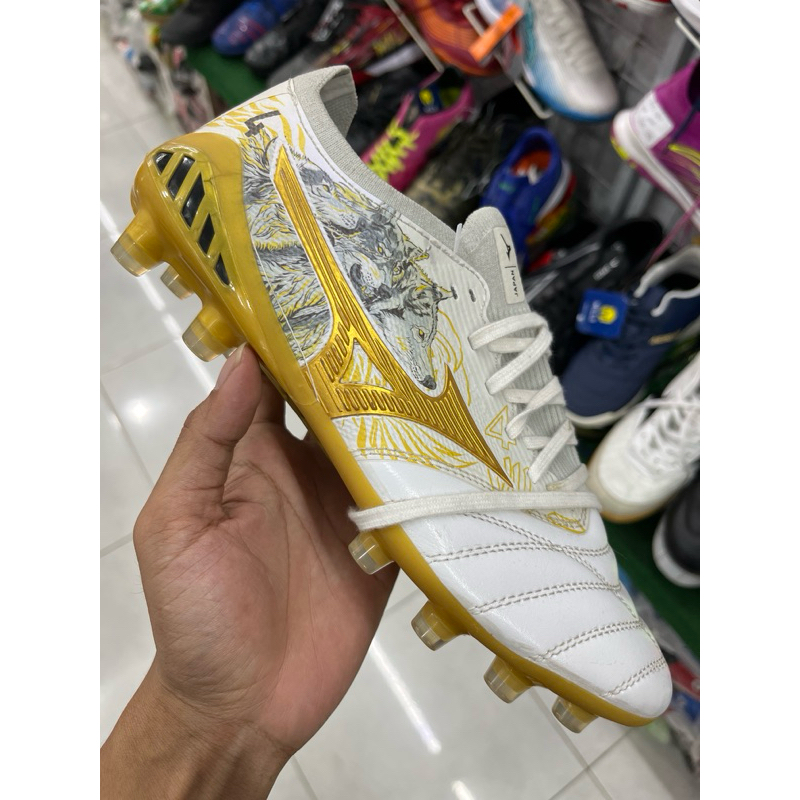 Sepatu Bola Mizuno Beta 3 Sergio Ramos