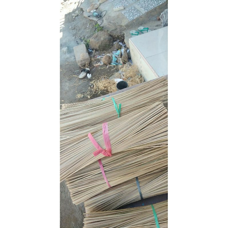 bambu apus layangan Sukhoi super 100 pasang