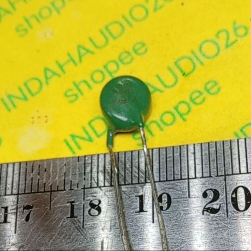 INR 7D561  VARISTOR kaki 5mm 7D 561  paristor 7 561