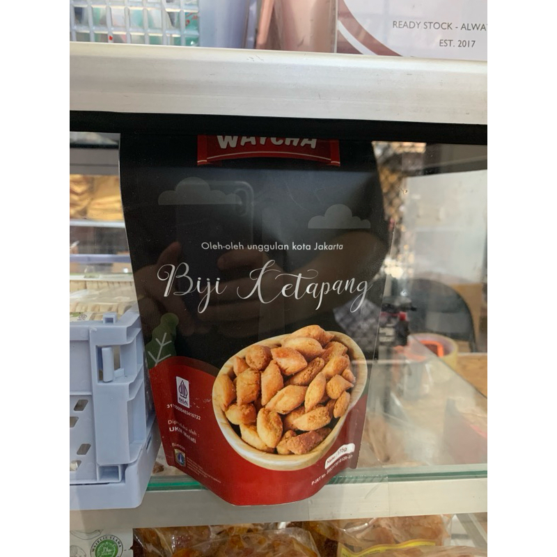 

WAYCHA JAKARTA KEMBANG GOYANG MANIS BIJI KETAPANG KERIPIK BAWANG 100GR