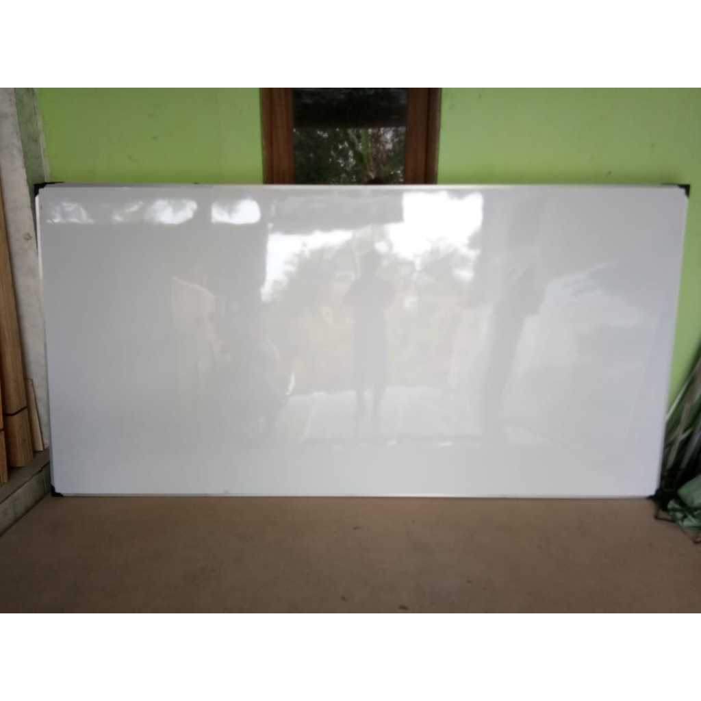 

Whiteboard Papan Tulis