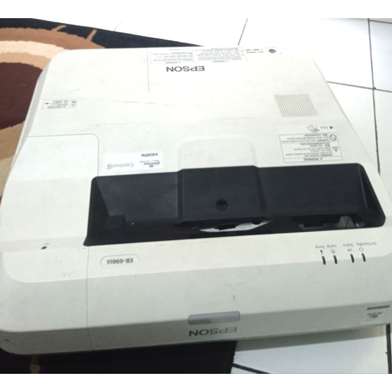 casing proyector EPSON EB696Ui