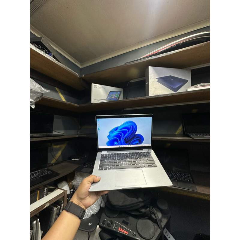dell latitude 5350 2in1 Core i5 Gen 13th ram 8 Ssd 256 Mulus Murah
