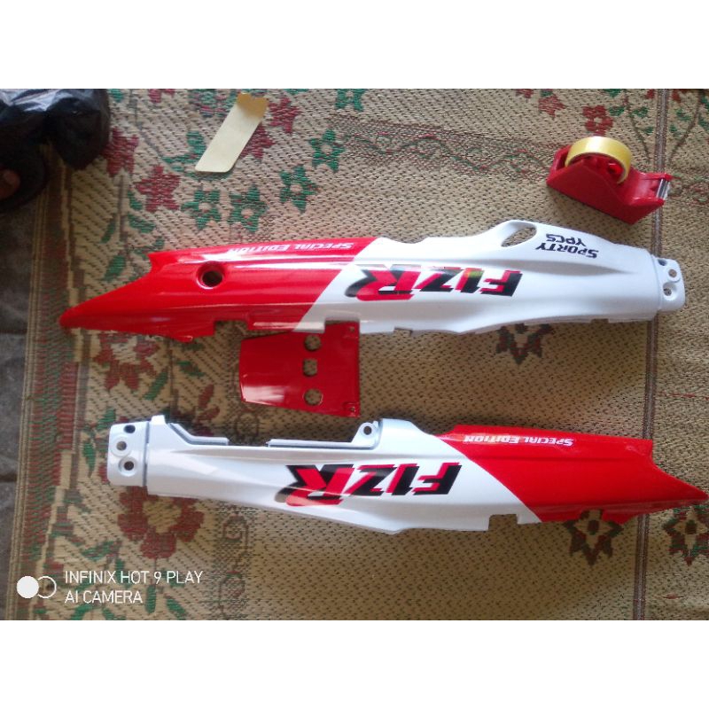 BODY BELAKANG YAMAHA FIZ R MARLBORO SET STIKER