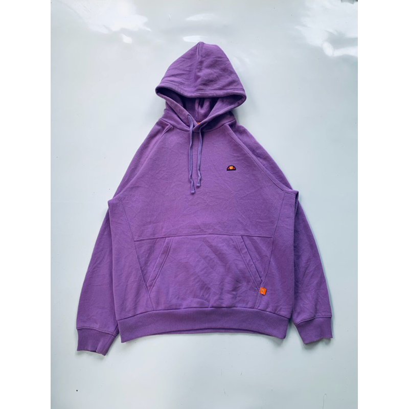 Hodie ellese