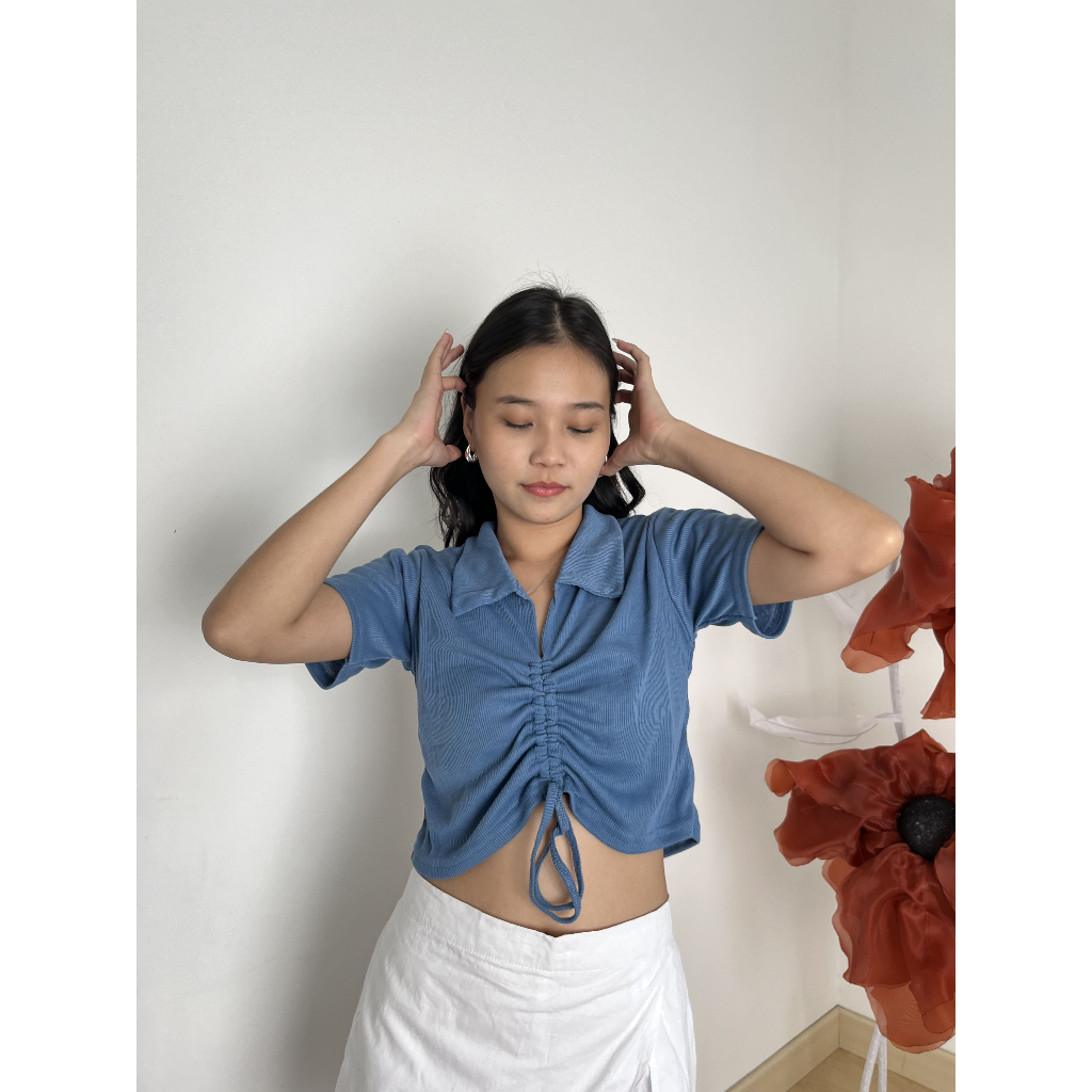 Lassmee | VELLA Atasan Wanita Rajut / Knit Crop Top / Atasan Polos Serut Tengah