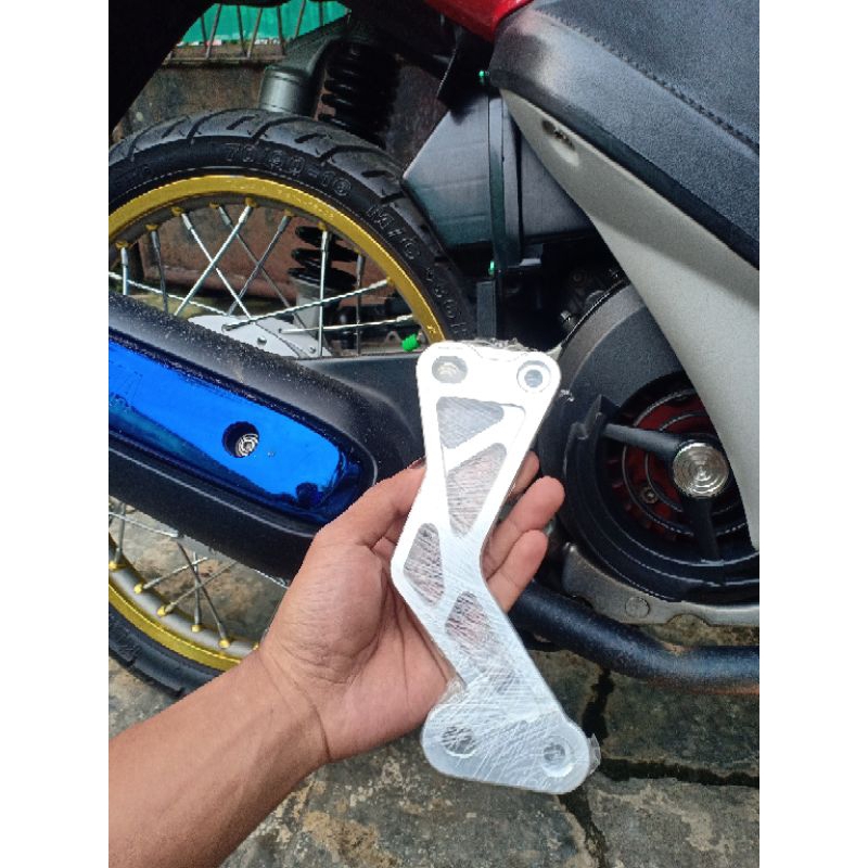 breket knalpot Mio bahan cnc