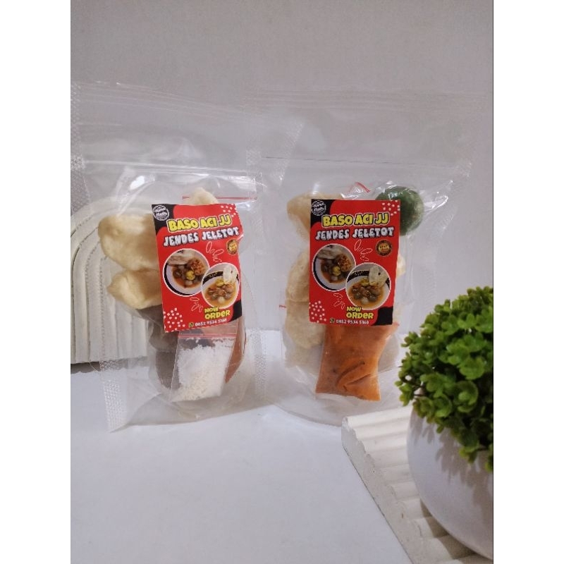 

1 Bungkus Boci Ayam Suwir Pedas sambal kacang