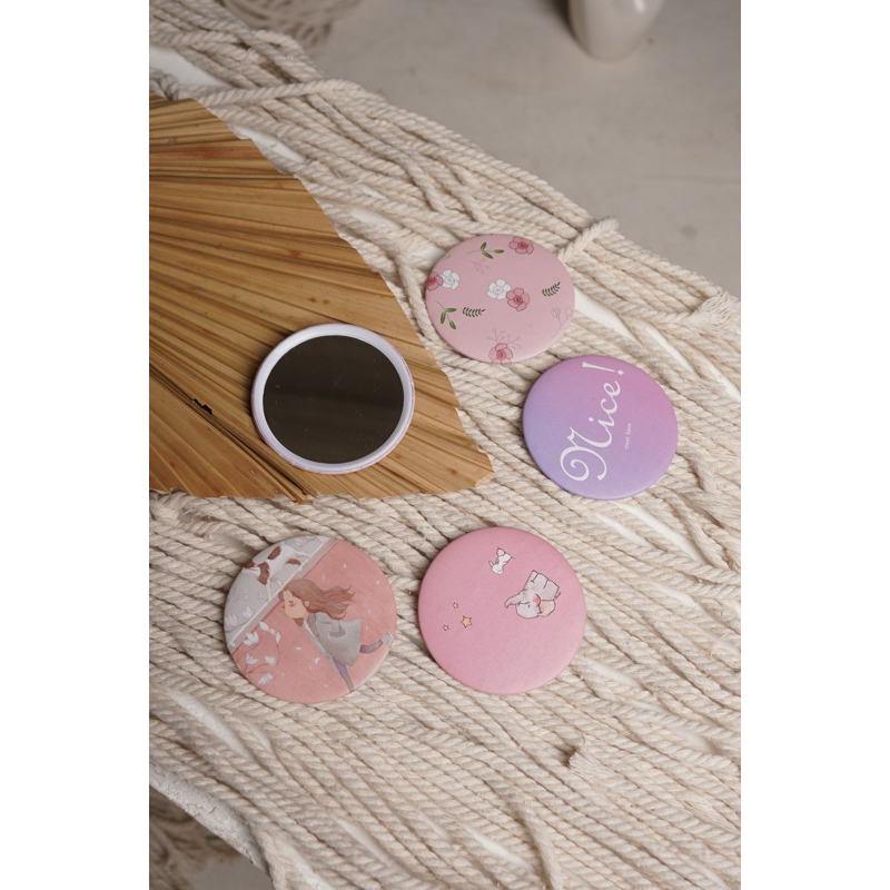 SOUVENIR KACA BULAT MINI (FREE PLASTIK)