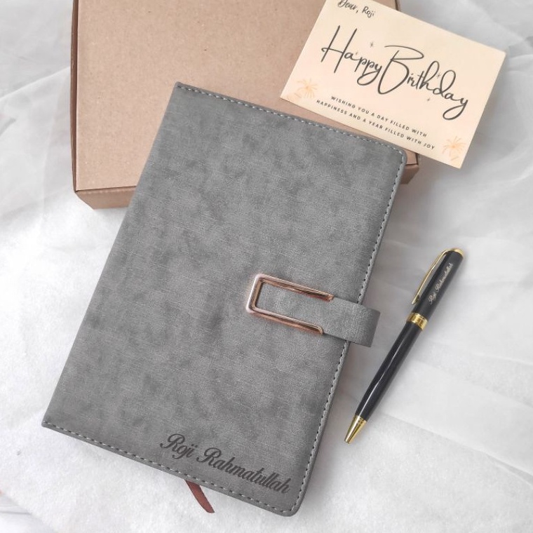 

KODE G1V6 Paket Hampers Buku Agenda dan Pena Premium