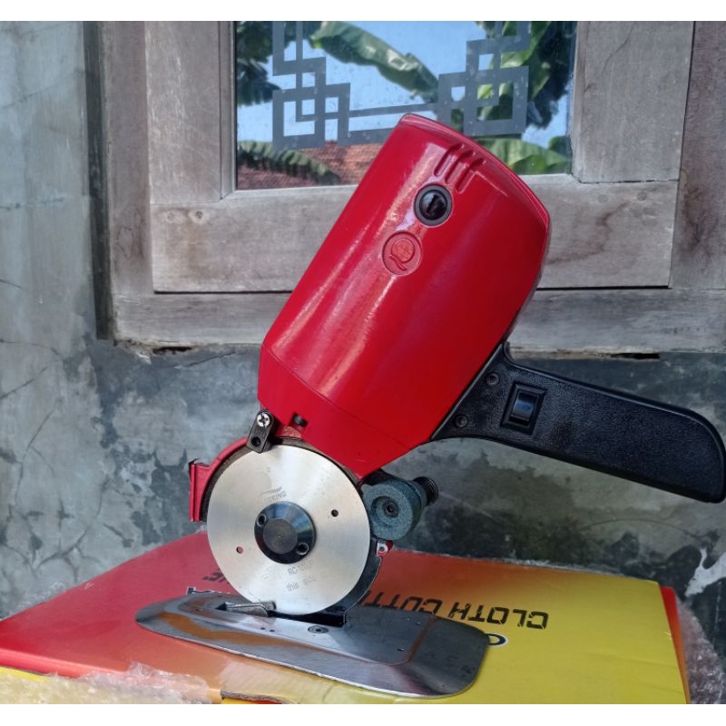 Mesin potong bahan kain bekas sesuai foto/vidio