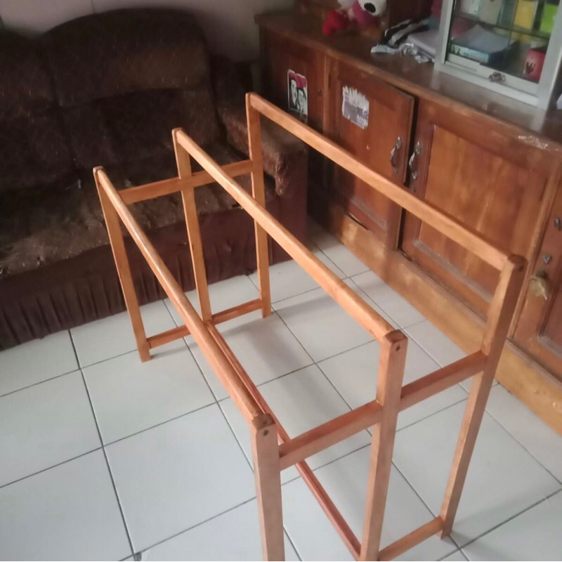 jemuran baju minimalis dengan berbahan dasar kayu pilihan ukuran 60cm x 60cm x 40cm,jemuran Pakaian