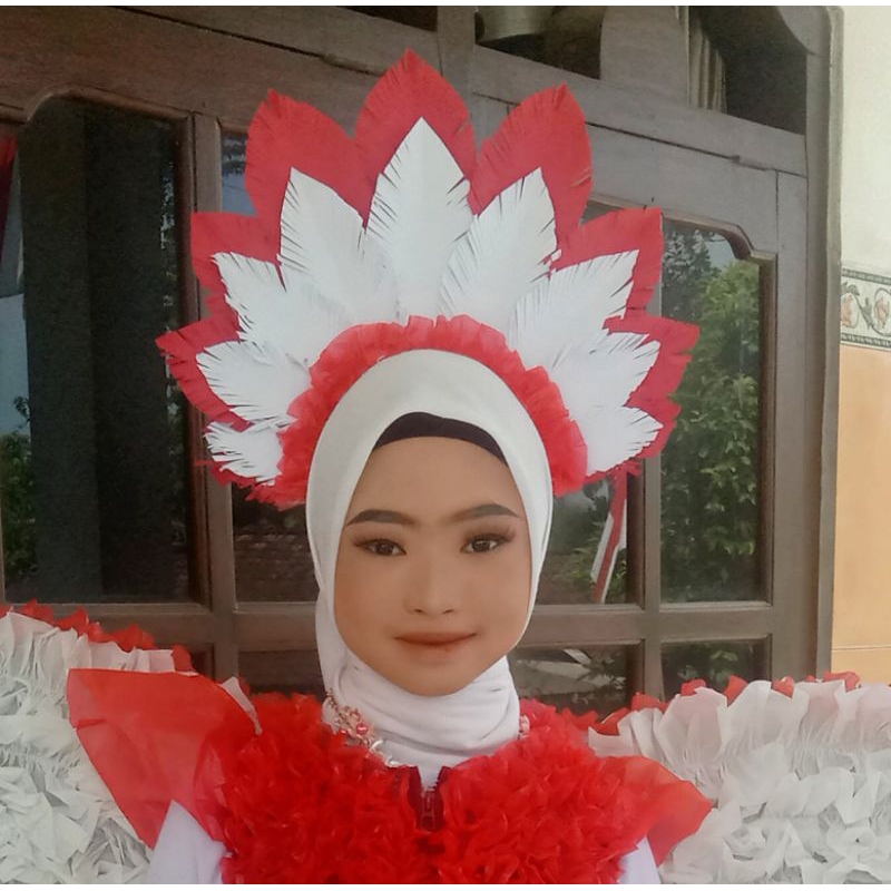Mahkota Karnaval Merah Putih