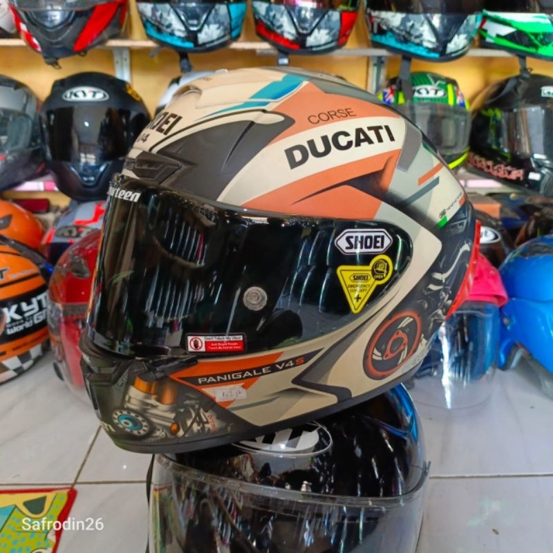 helm Shoei x14 1:1 motif Ducati Corse