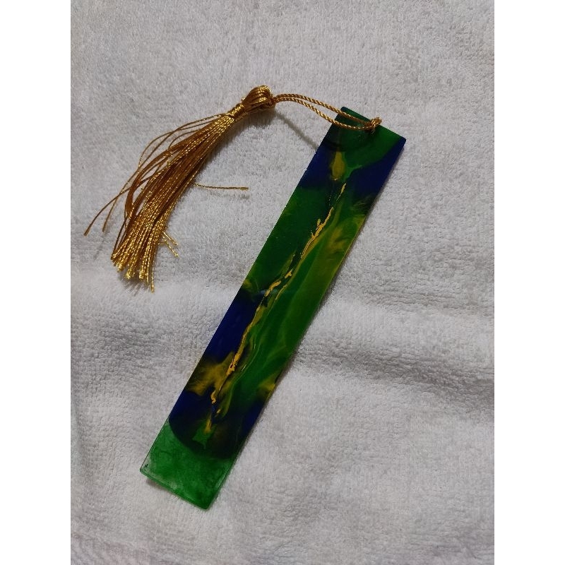 

pembatas buku resin art