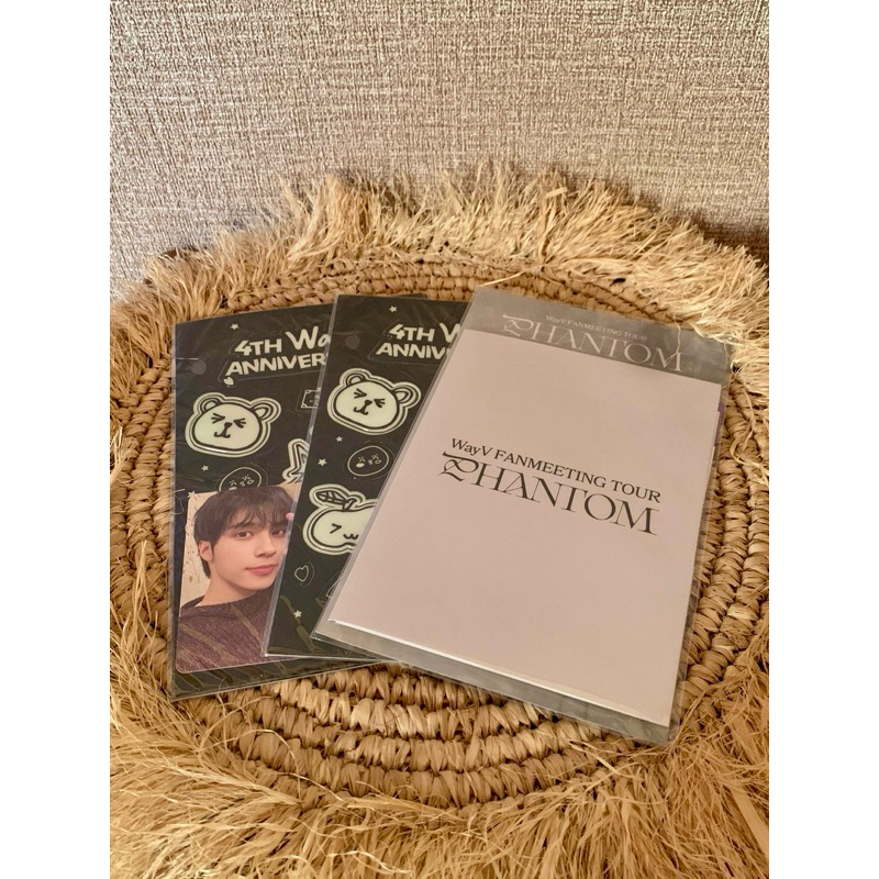 003 [READY STOCK] WayV 4th Anniversary MD Glow in the Dark Sticker