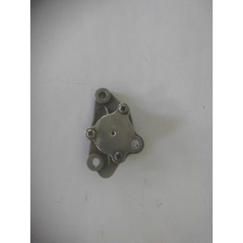 Pompa Oli Grand Supra