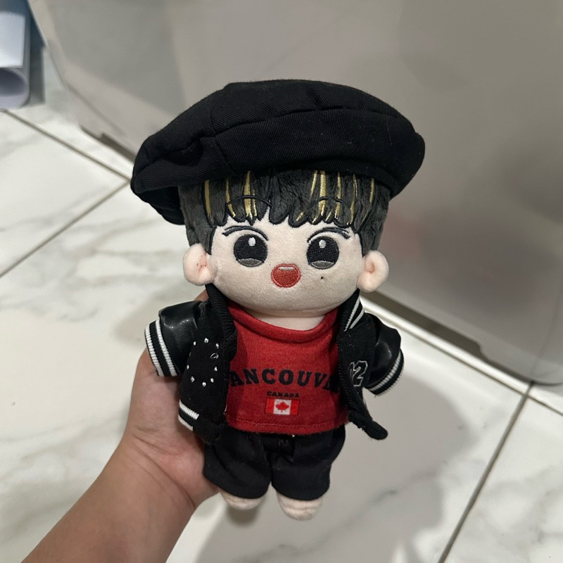 NCT Mark Lee Bar Doll 20cm
