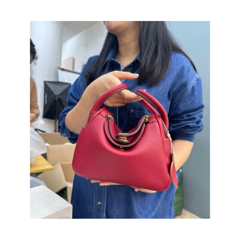 tas fashion Slempang wanita lindy premium original size 20