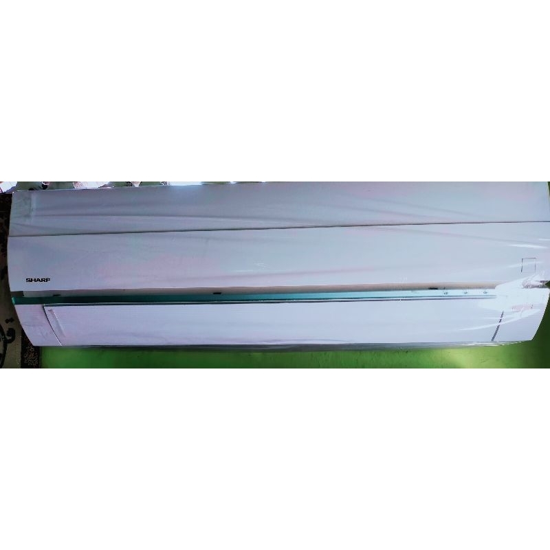KIPAS AC ukuran 2 pk merk SHARP.pakai REMOT .mode sudah pakai mode SALJU