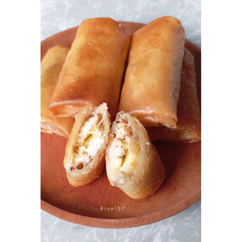 

lumpia pisang keju isi 6 besar