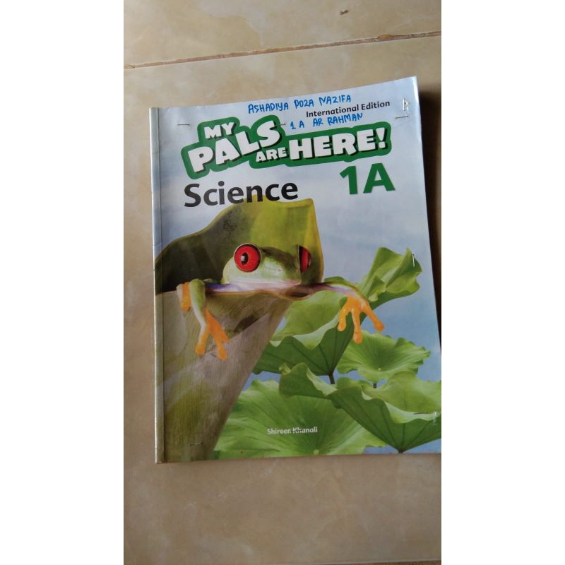 preloved buku CAMBRIDGE science kelas 1 dan 4 SD