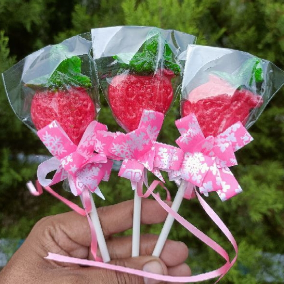 

PERMEN LOLIPOP STRAWBERRY ISI 20 PCS GROSIR GALAXY LOLIPOP