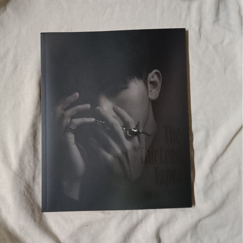 TTT THE THIRTEEN TAPES WOOZI SEVENTEEN (BOOK ONLY)