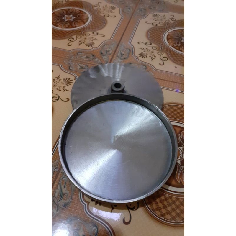 LOYANG LEKER BAJA 22CM