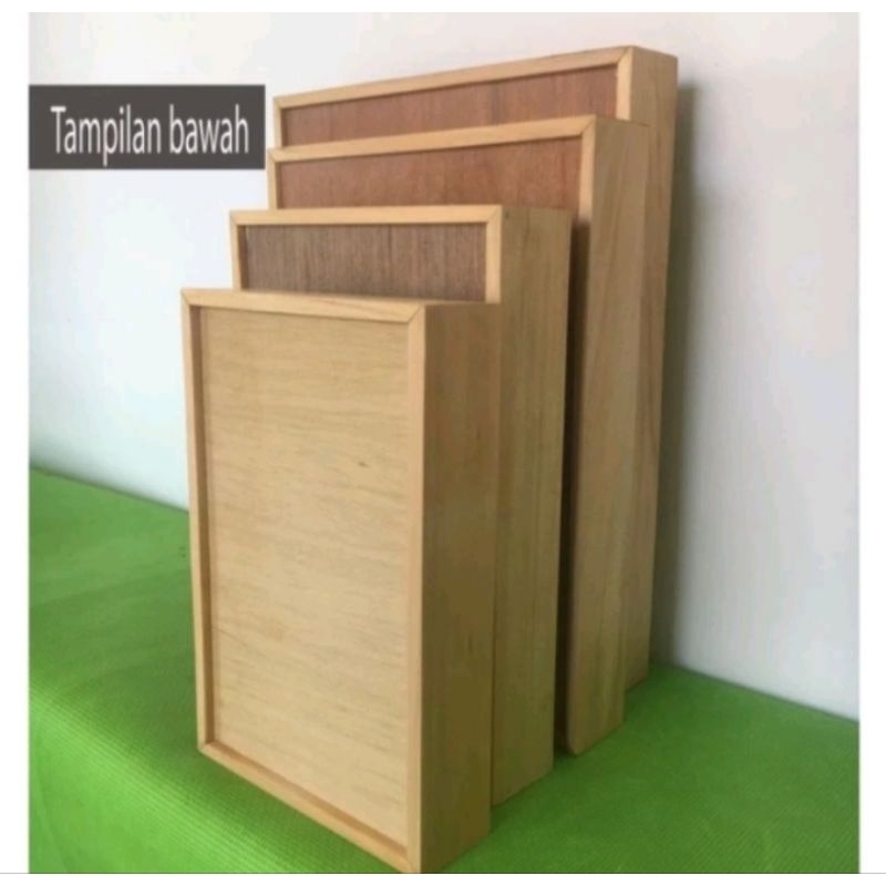 

KOTAK HANTARAN CUSTOM BAKI SESERAHAN JUMBO ECER