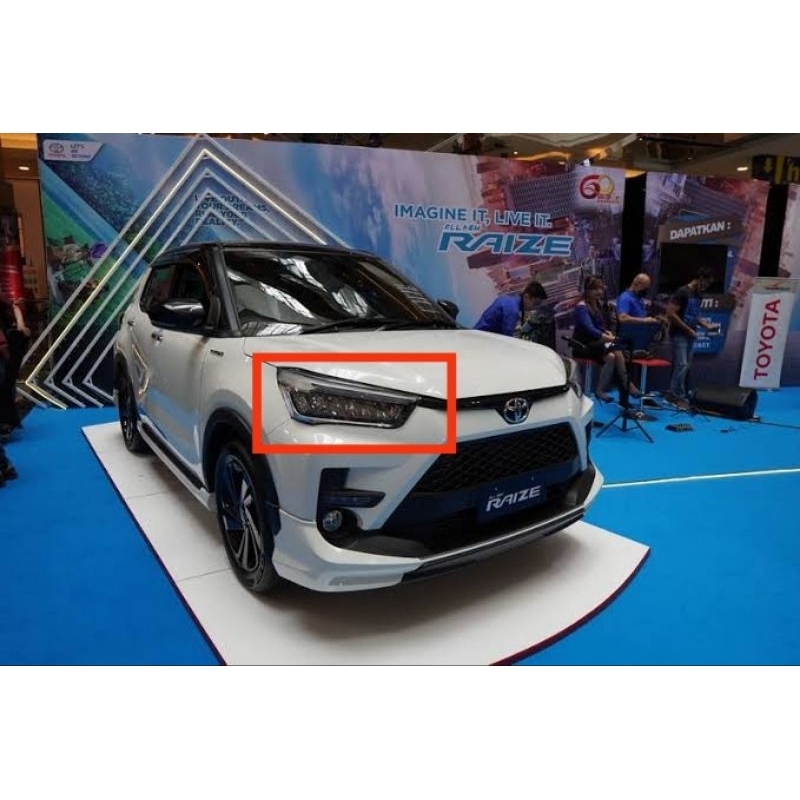Headlamp Lampu Besar Toyota Raize Original Toyota