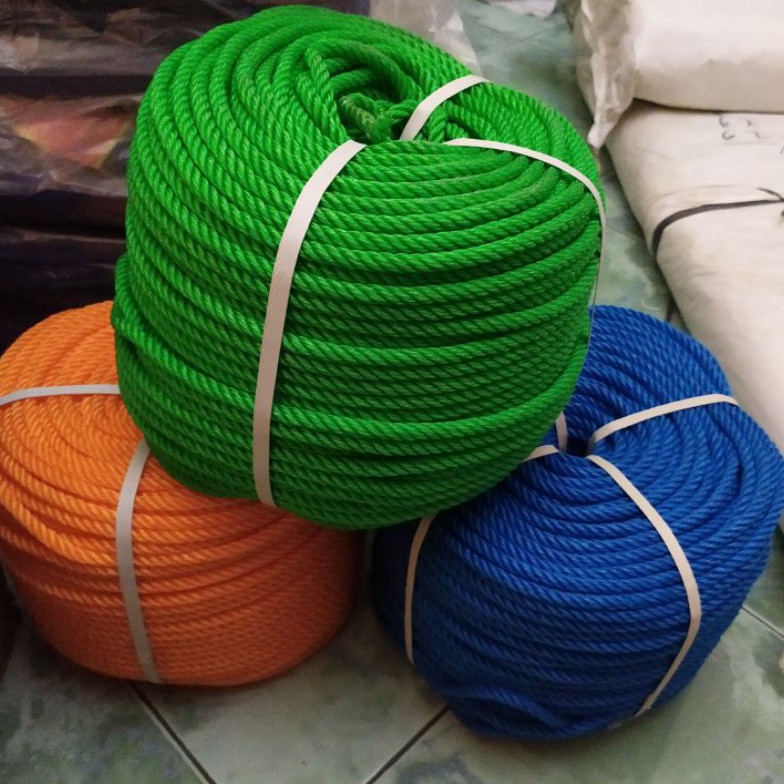 

Tali tambang plastik 8 MM per rol KODE T5N5
