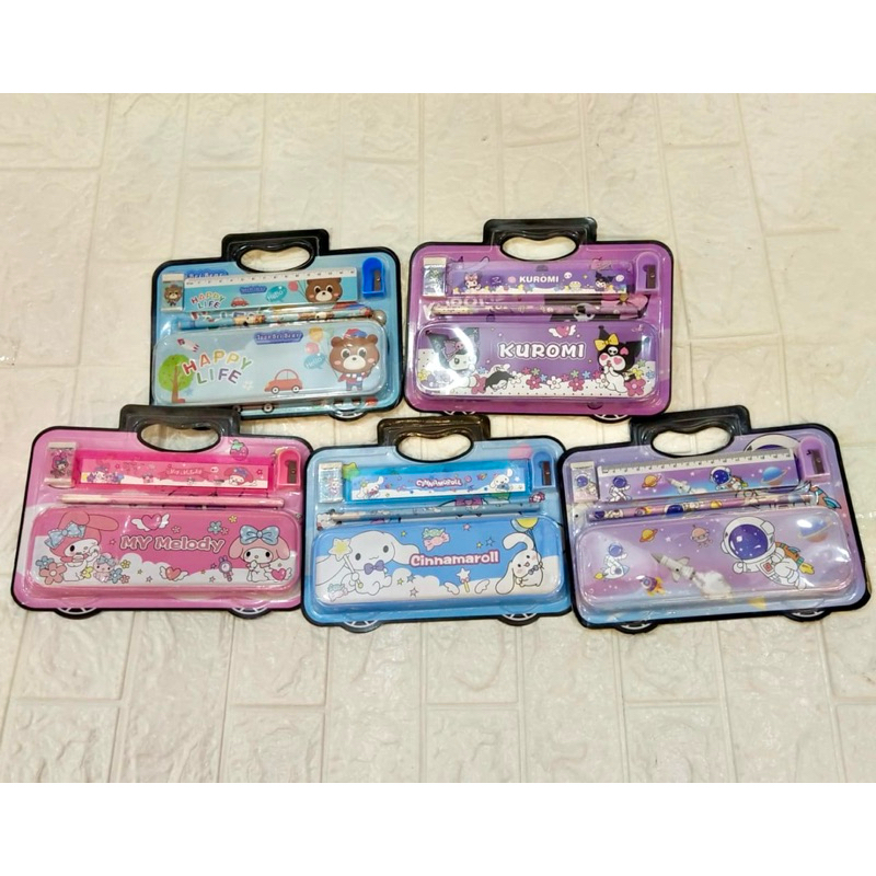 

PAKET SET STASIONERY 6061 KUROMI,BEAR,ASTRONOT//SOUVENIR ULANG TAHUN