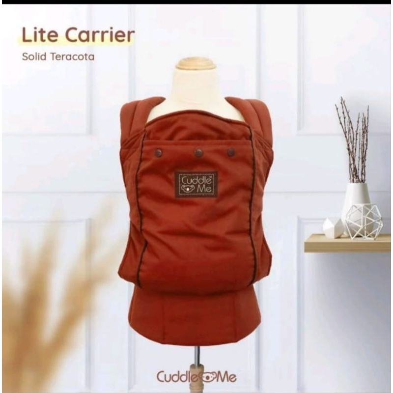 Cuddle me lite carrier preloved