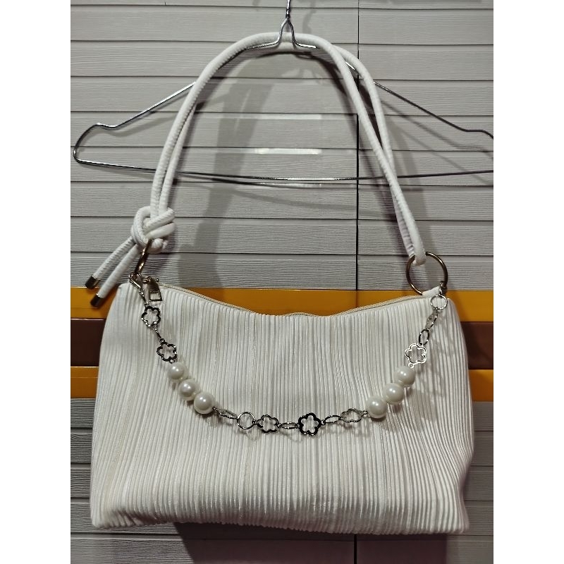 Preloved Shoulder Bag