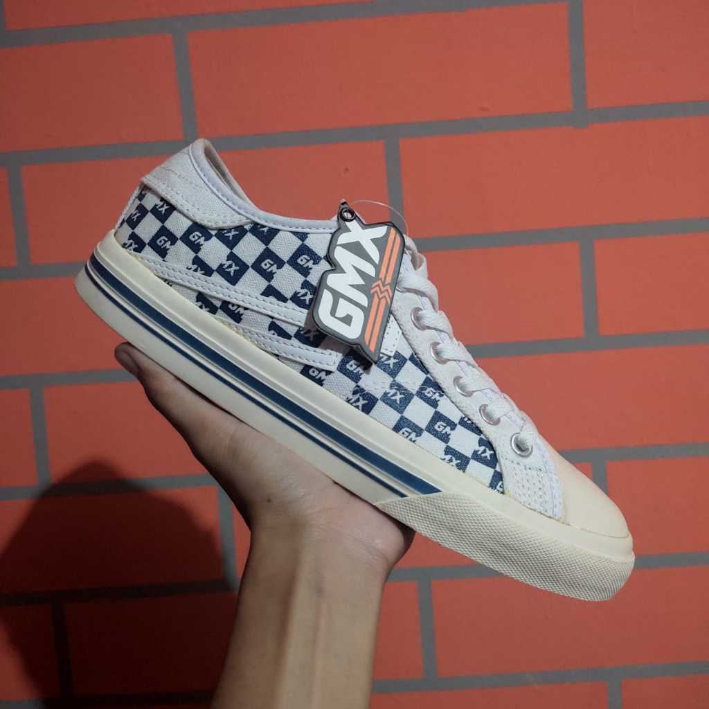 Arcadia Warehouse | Geoff Max Maverick Checkboard Blue White | Sepatu Pria | Sneakers Pria