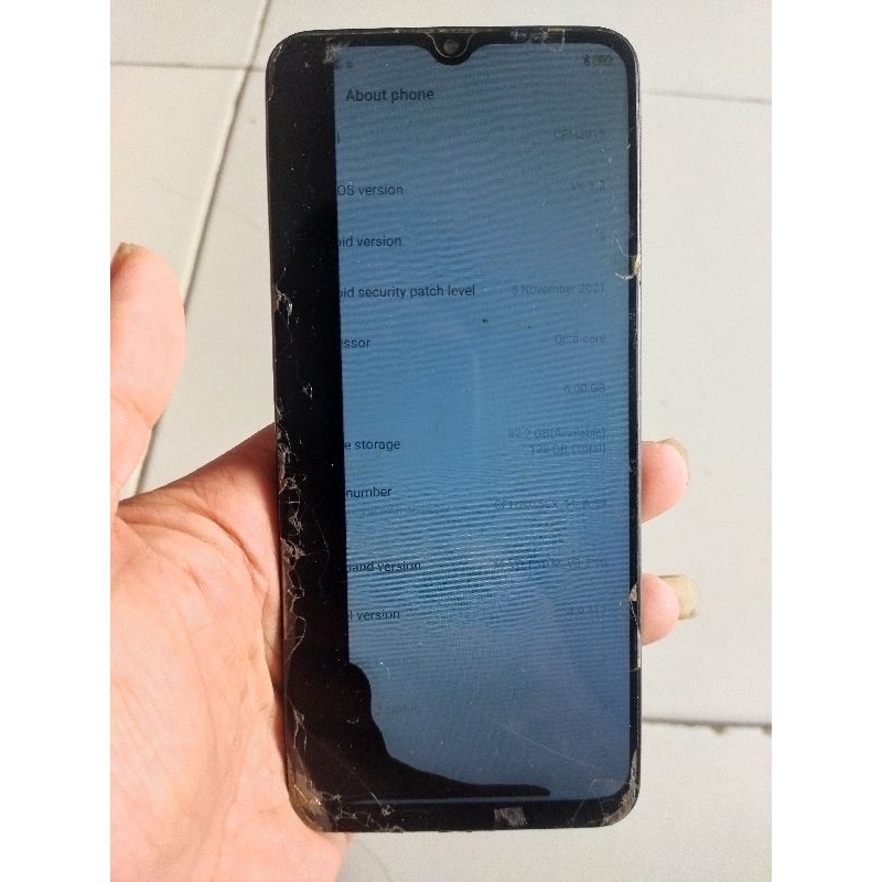 Oppo A31 minus