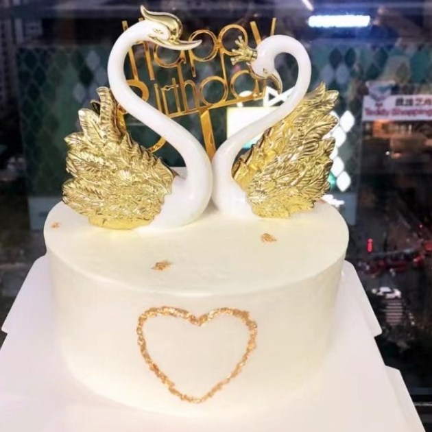 Topper Cake Angsa  / Hiasan Cake Angsa White Gold / Cake Topper Anniversary